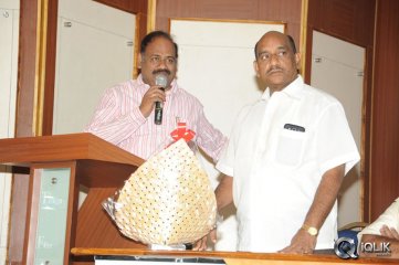 Maha Bhaktha Siriyala Movie Platinum Disc Function